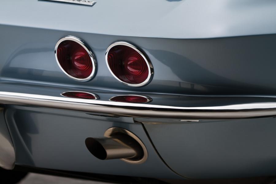  Chevrolet Corvette Split Window Coupe 1963 года  (фото 21 из 25)